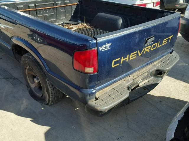 1GCCS19W628125058 - 2002 CHEVROLET S TRUCK S1 BLUE photo 9