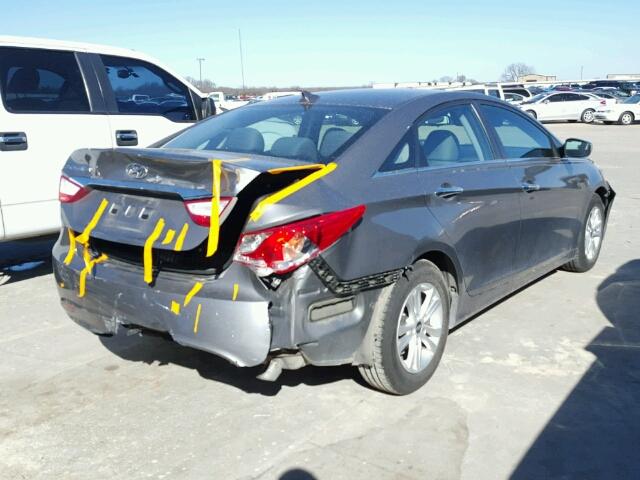 5NPEB4AC7DH698535 - 2013 HYUNDAI SONATA GLS GRAY photo 4