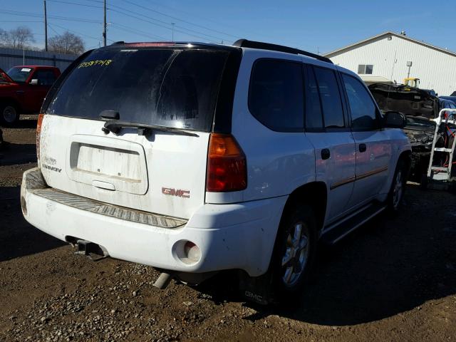 1GKDT13S972307925 - 2007 GMC ENVOY WHITE photo 4