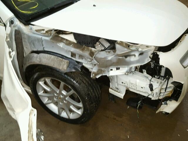 1G1ZE5E19BF234024 - 2011 CHEVROLET MALIBU LTZ WHITE photo 10