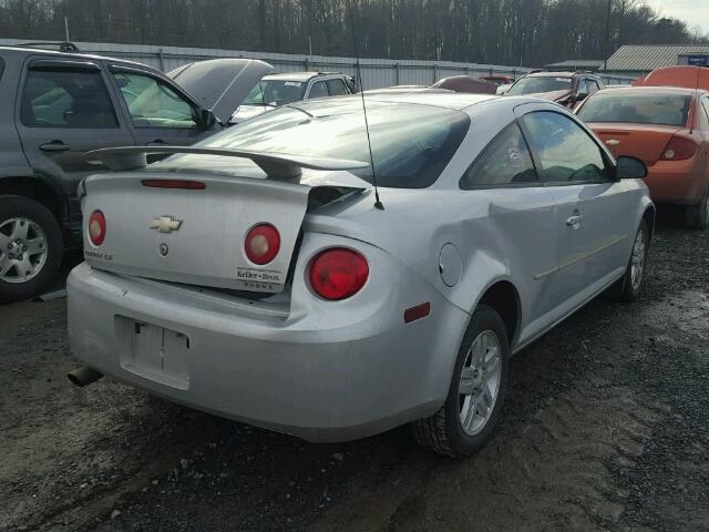 1G1AL12F257574433 - 2005 CHEVROLET COBALT LS SILVER photo 4