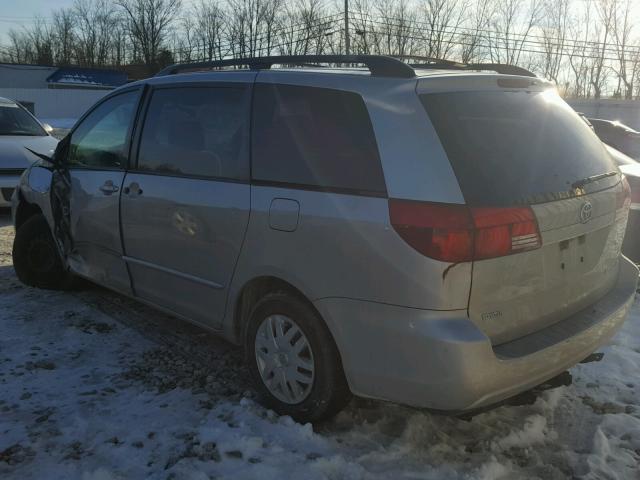 5TDZA23C55S342845 - 2005 TOYOTA SIENNA CE SILVER photo 3