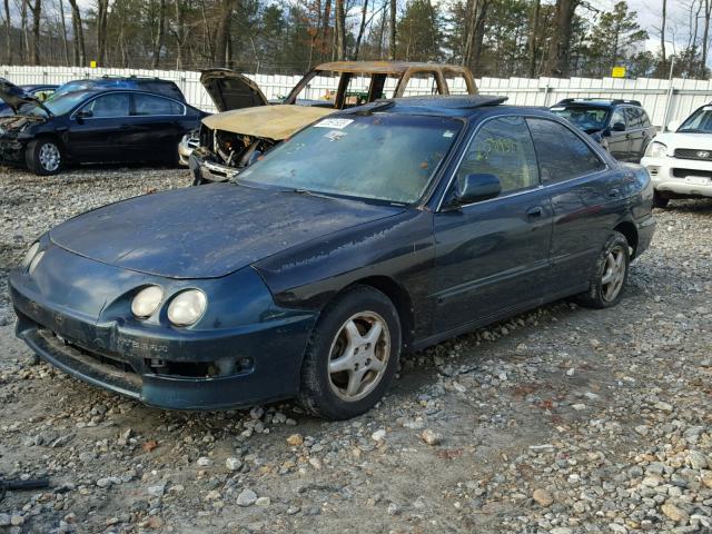 JH4DB7557WS004261 - 1998 ACURA INTEGRA LS GREEN photo 2