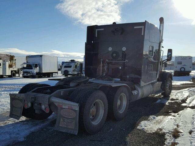 1XPCD49X8GD328597 - 2016 PETERBILT 567 BLACK photo 4