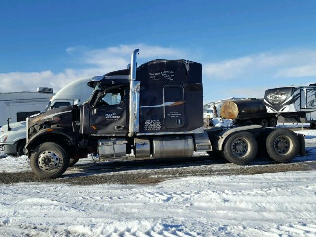 1XPCD49X8GD328597 - 2016 PETERBILT 567 BLACK photo 9