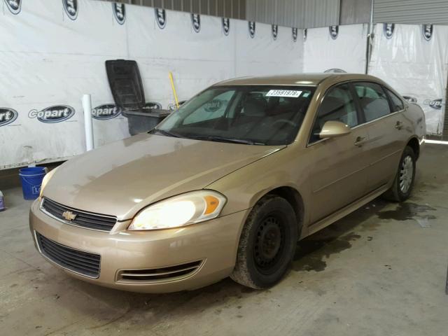 2G1WB57N391105242 - 2009 CHEVROLET IMPALA LS GOLD photo 2