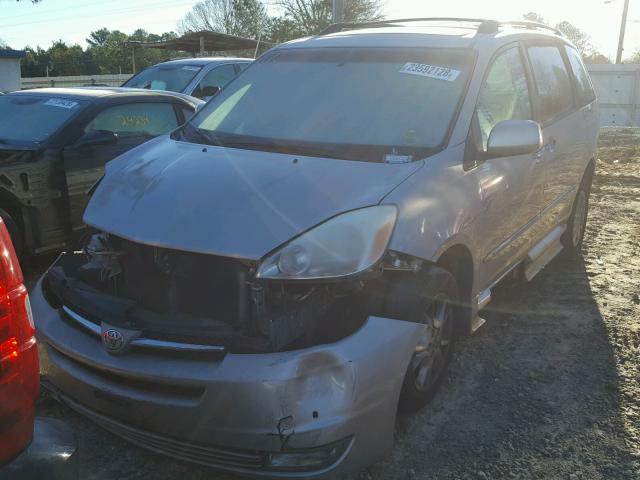 5TDZA22C35S360942 - 2005 TOYOTA SIENNA XLE SILVER photo 2