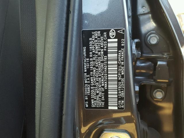 VNKKTUD31HA075783 - 2017 TOYOTA YARIS L GRAY photo 10