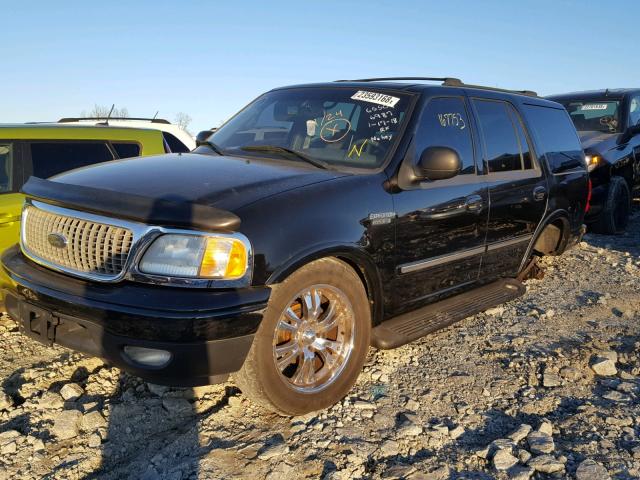 1FMEU15L02LA56987 - 2002 FORD EXPEDITION BLACK photo 2