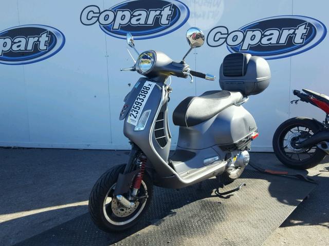 ZAPM459L7G5100897 - 2016 VESPA GTS 300 SU GRAY photo 2