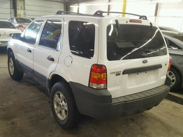 1FMYU93166KC25144 - 2006 FORD ESCAPE XLT WHITE photo 3