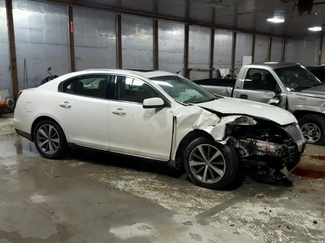 1LNHM94R19G605956 - 2009 LINCOLN MKS WHITE photo 9