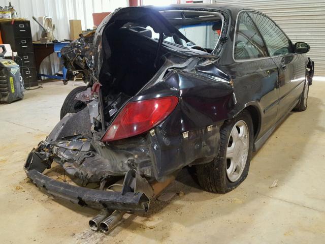 19UYA1252VL011846 - 1997 ACURA 2.2CL შავი ფოტო 4