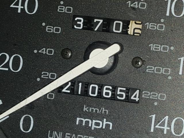 19UYA1252VL011846 - 1997 ACURA 2.2CL შავი ფოტო 8