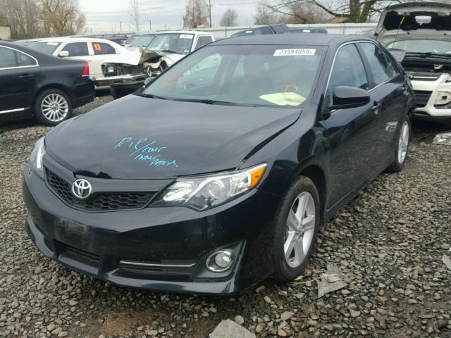 4T1BF1FKXEU435092 - 2014 TOYOTA CAMRY L BLACK photo 2