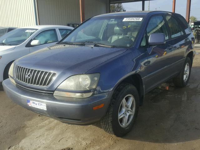 JT6GF10U0Y0076469 - 2000 LEXUS RX 300 BLUE photo 2