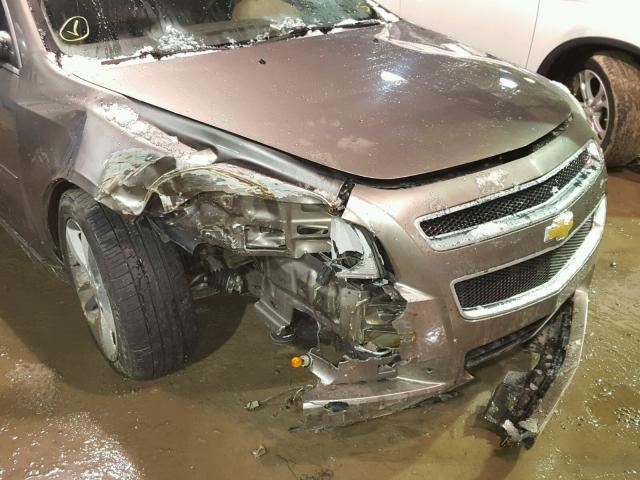 1G1ZC5E08CF209047 - 2012 CHEVROLET MALIBU 1LT 灰色 照片 9