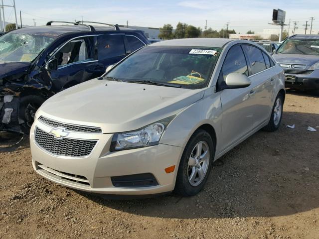 1G1PE5SC6C7294092 - 2012 CHEVROLET CRUZE LT GOLD photo 2