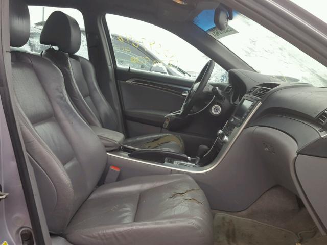 19UUA66244A028248 - 2004 ACURA TL SILVER photo 5