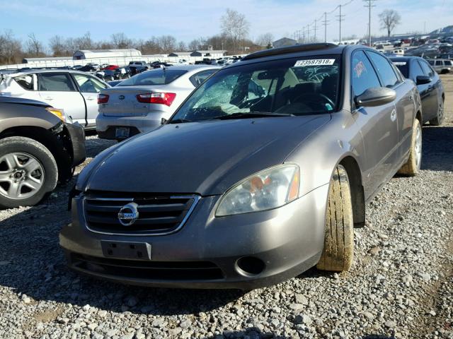 1N4AL11D23C320898 - 2003 NISSAN ALTIMA BAS BEIGE photo 2