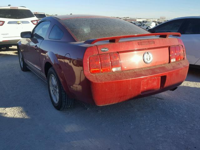 1ZVFT80N565245123 - 2006 FORD MUSTANG MAROON photo 3