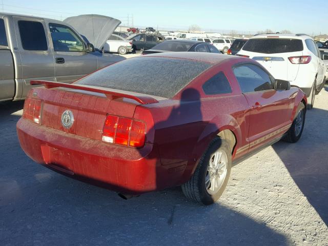 1ZVFT80N565245123 - 2006 FORD MUSTANG MAROON photo 4