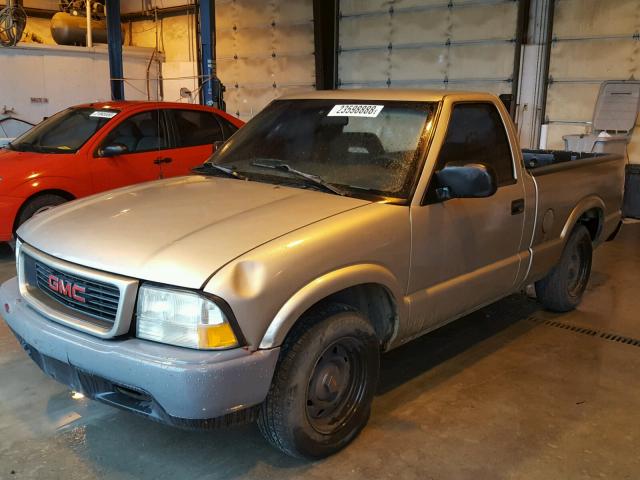 1GTCS145228235121 - 2002 GMC SONOMA GOLD photo 2