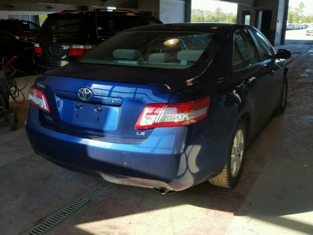 4T1BF3EK3AU573354 - 2010 TOYOTA CAMRY BASE BLUE photo 4