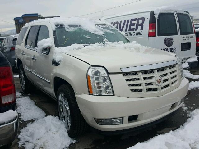 1GYS4EEJ5BR162064 - 2011 CADILLAC ESCALADE H WHITE photo 1