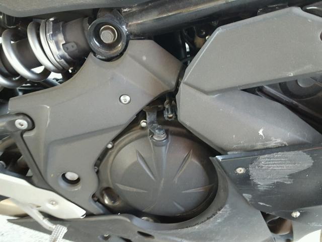 JKAEXEC19BDA67658 - 2011 KAWASAKI EX650 C 黑色 照片 7