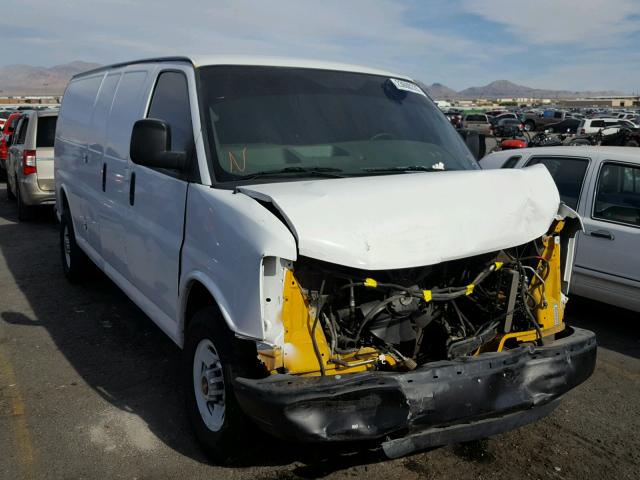 1GTW7GCA4C1900241 - 2012 GMC SAVANA G25 WHITE photo 1