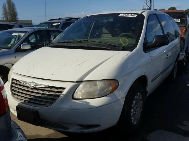 1C4GJ45G31B114962 - 2001 CHRYSLER VOYAGER LX WHITE photo 2