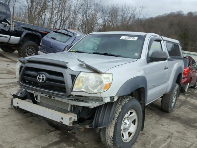 5TEPX42N77Z340959 - 2007 TOYOTA TACOMA SILVER photo 2