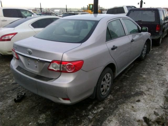 2T1BU4EE1CC814211 - 2012 TOYOTA COROLLA BA SILVER photo 4