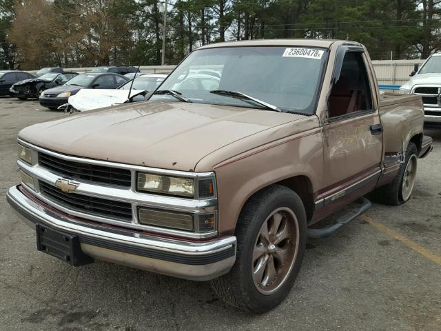 1GCEC14R5VZ109827 - 1997 CHEVROLET GMT-400 C1 TAN photo 2