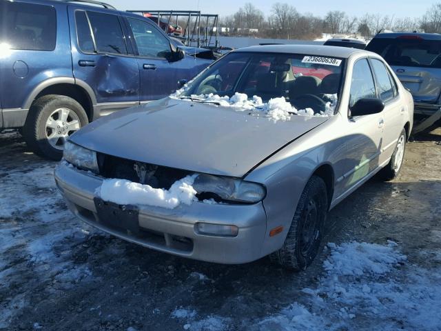 1N4BU31D0VC107691 - 1997 NISSAN ALTIMA XE TAN photo 2