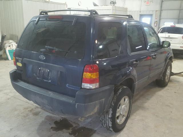 1FMYU03194KB35219 - 2004 FORD ESCAPE XLT BLUE photo 4