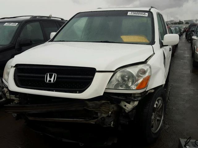 2HKYF18775H537841 - 2005 HONDA PILOT EXL WHITE photo 2