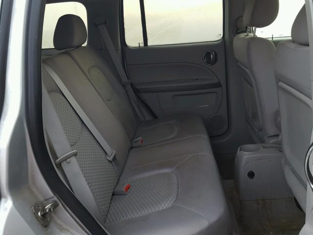 3GNCA13B99S537766 - 2009 CHEVROLET HHR LS SILVER photo 6