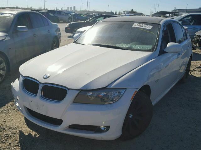 WBAPH5C59BA445567 - 2011 BMW 328 I SULE WHITE photo 2