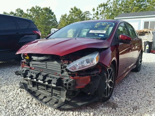 1FADP3F27FL261016 - 2015 FORD FOCUS SE RED photo 2