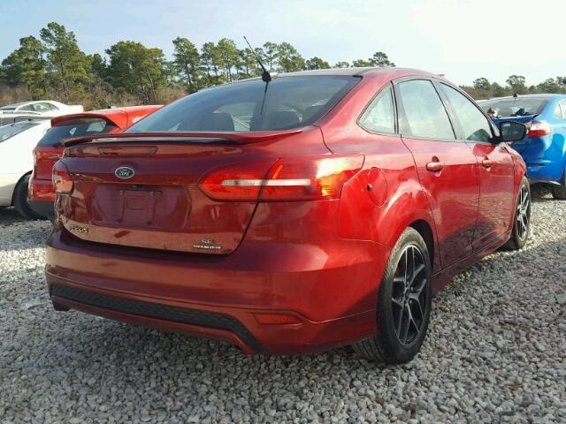 1FADP3F27FL261016 - 2015 FORD FOCUS SE RED photo 4