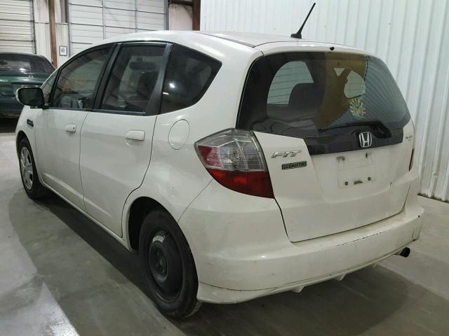 JHMGE8H36CC024611 - 2012 HONDA FIT WHITE photo 3