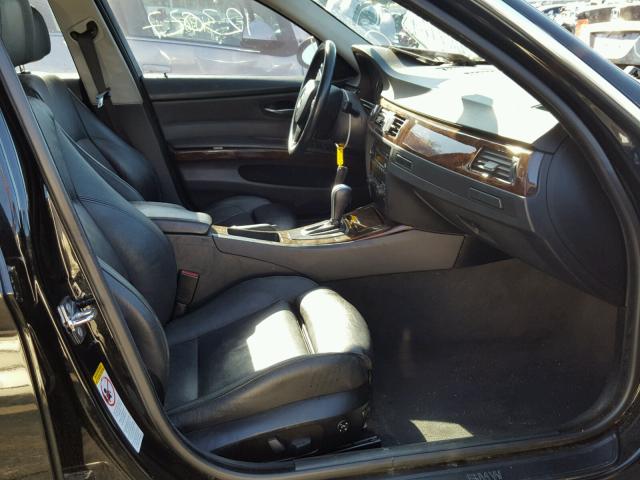 WBAVB33586KR78278 - 2006 BMW 330 I BLACK photo 5