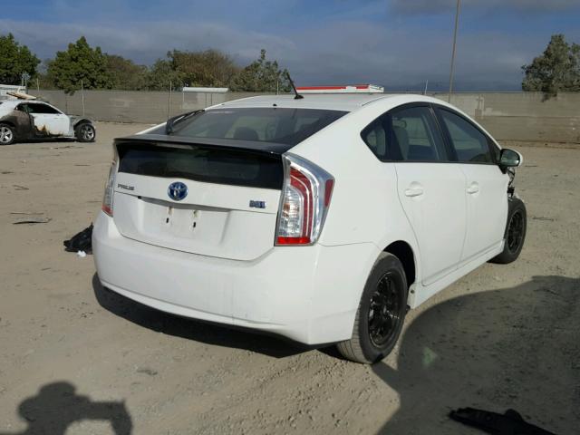 JTDKN3DU3D5634601 - 2013 TOYOTA PRIUS WHITE photo 4