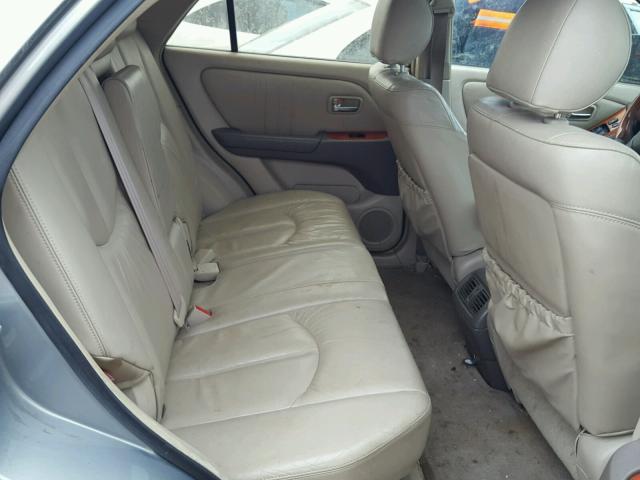 JTJHF10U720252015 - 2002 LEXUS RX 300 GRAY photo 6