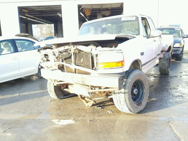 1FTHX26F0VED05188 - 1997 FORD F250 WHITE photo 2