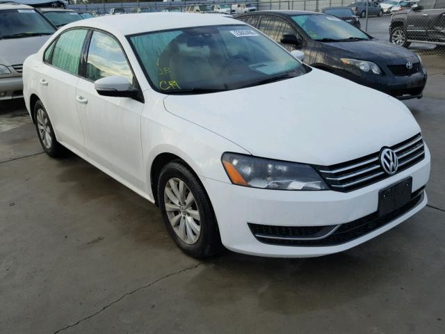 1VWAP7A34EC010146 - 2014 VOLKSWAGEN PASSAT S WHITE photo 1