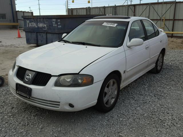 3N1AB51D74L735017 - 2004 NISSAN SENTRA SE- WHITE photo 2