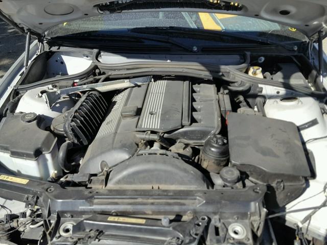 WBABW53435PL50480 - 2005 BMW 330 CI SILVER photo 7